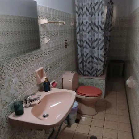 House With A View 아파트 카스트라키온