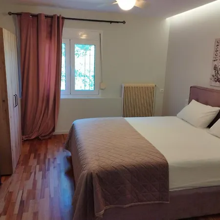 아파트 House With A View 카스트라키온